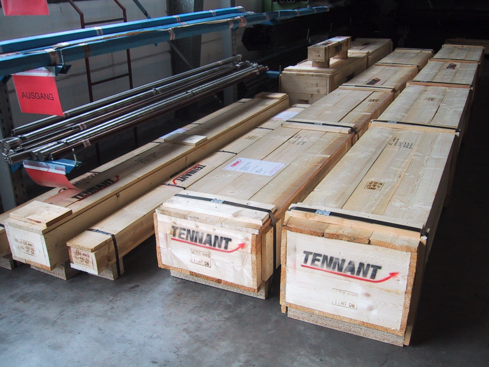 Export packaging made from heat-treated wood, IPPC-compliant